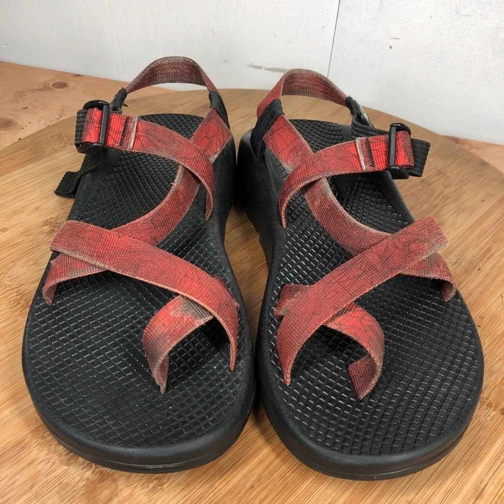 Chaco Z2 Classic mens size 7 shoes red black athletic hiking water sandals
